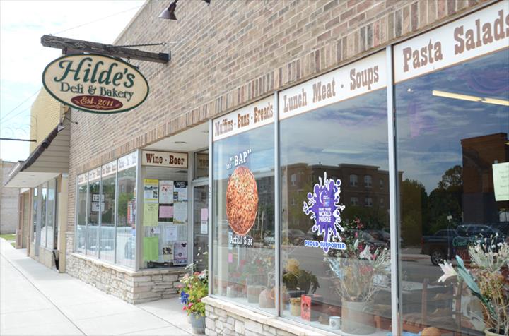 Hilde's Deli & Bakery - Chilton, WI - Slider 1
